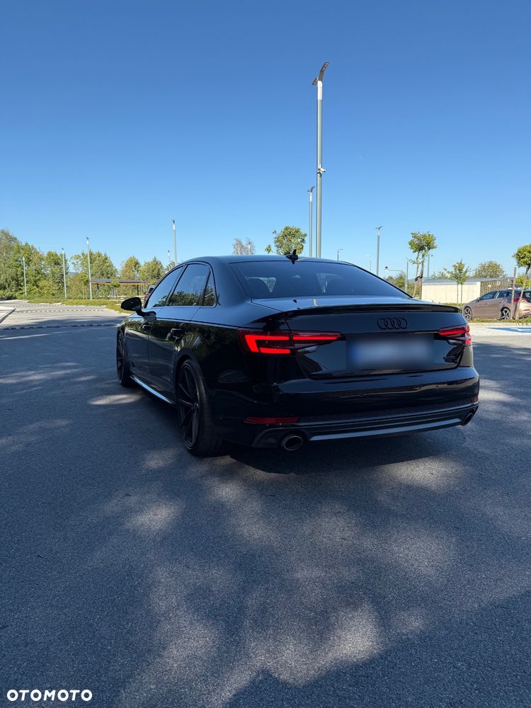 Audi A4 - 6