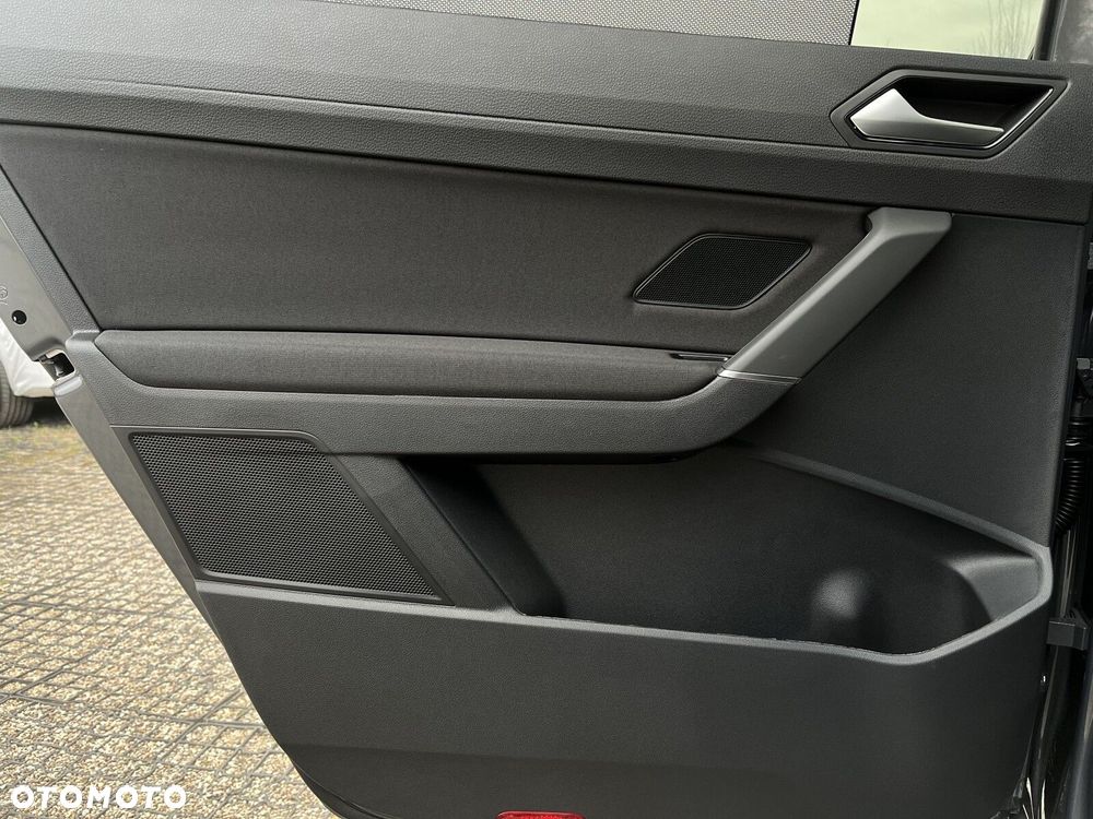 Volkswagen Touran - 27