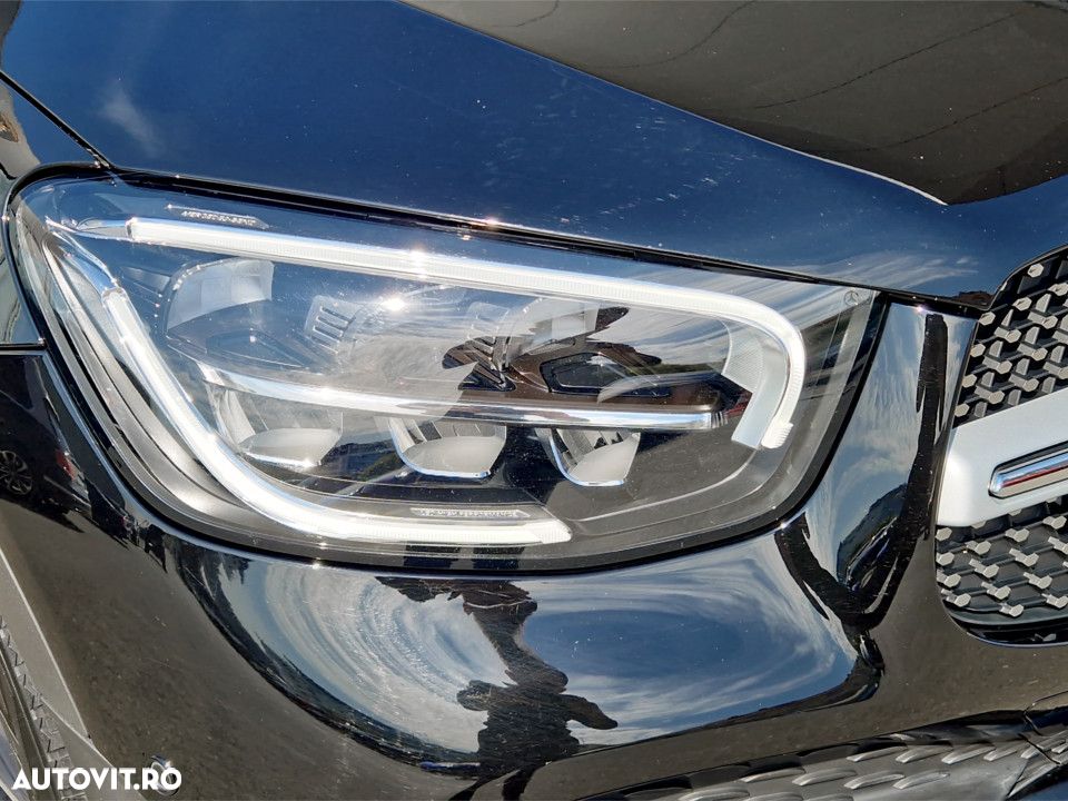 Mercedes-Benz GLC 300 e 4MATIC - 10