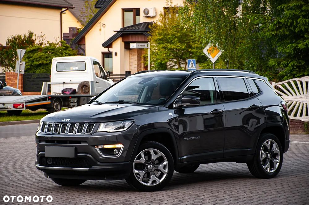 Jeep Compass - 10