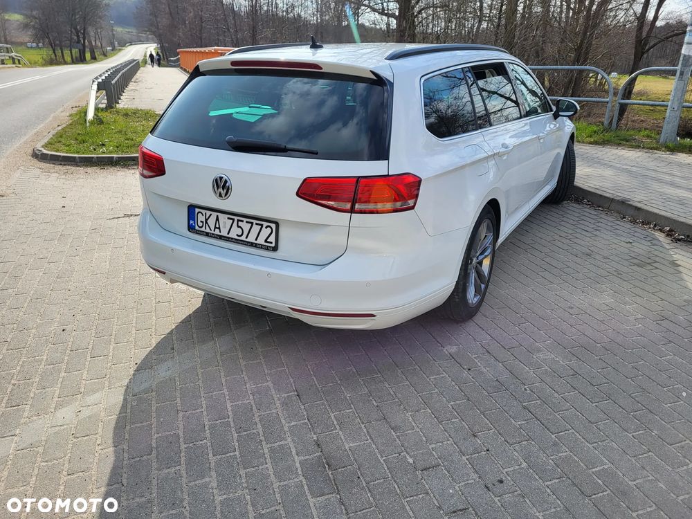 Volkswagen Passat 2.0 TDI SCR Trendline DSG - 5