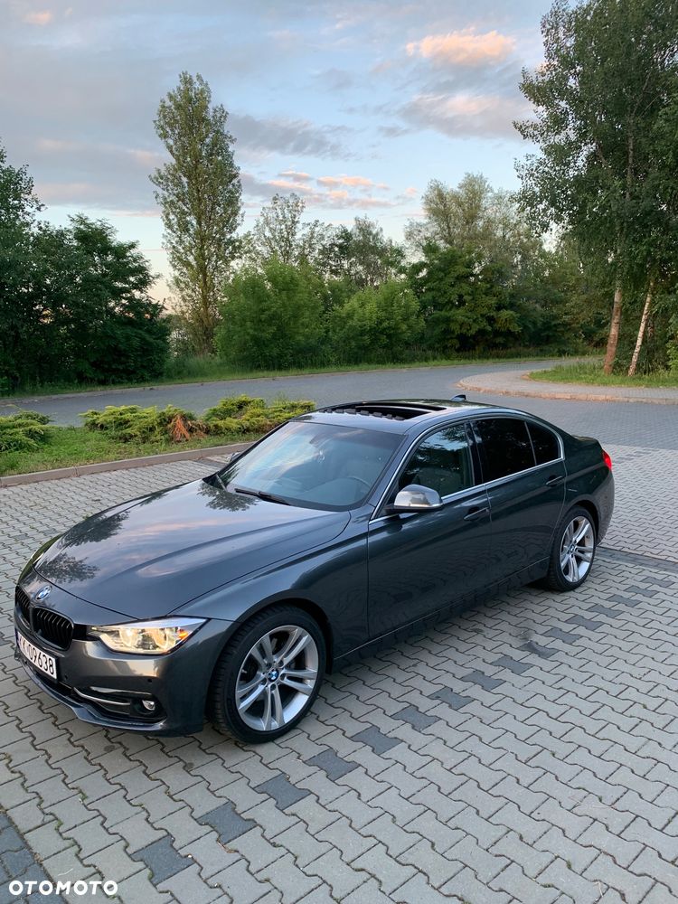 BMW Seria 3 330i GPF xDrive Sport Line Sport - 1