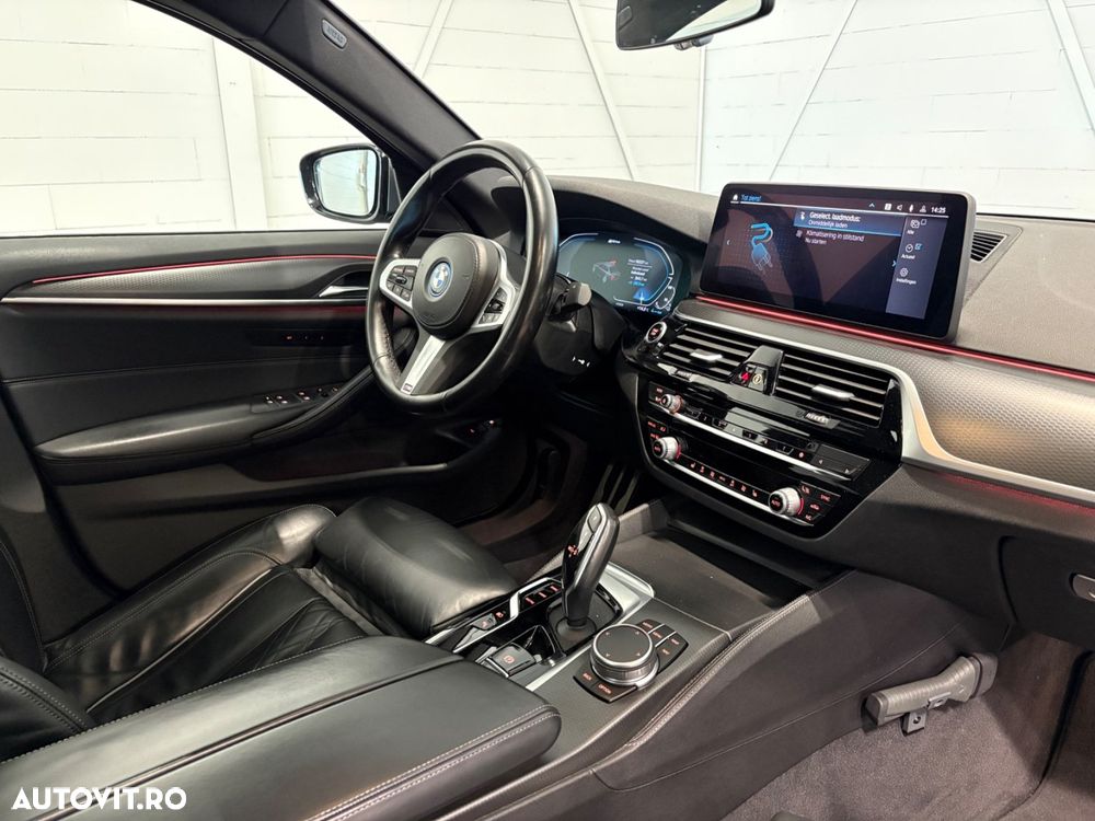 BMW Seria 5 530e Aut. M Sport Edition - 7