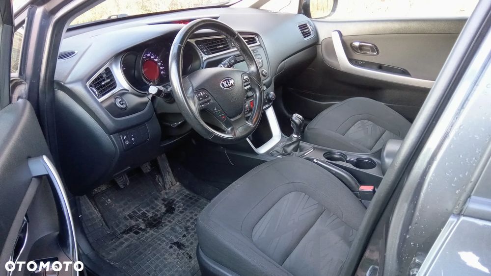 Kia Ceed 1.6 CRDi M - 11