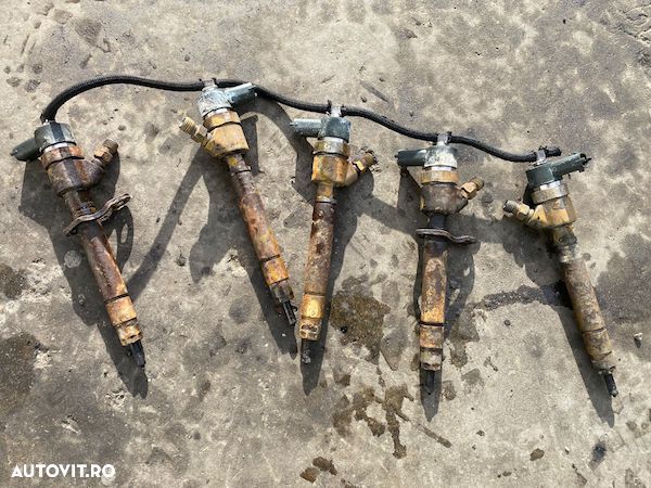 Set Injectoare Volvo XC90 XC70 V50 V70 30750283 8603595 30637375 30750282 30731567 - 1