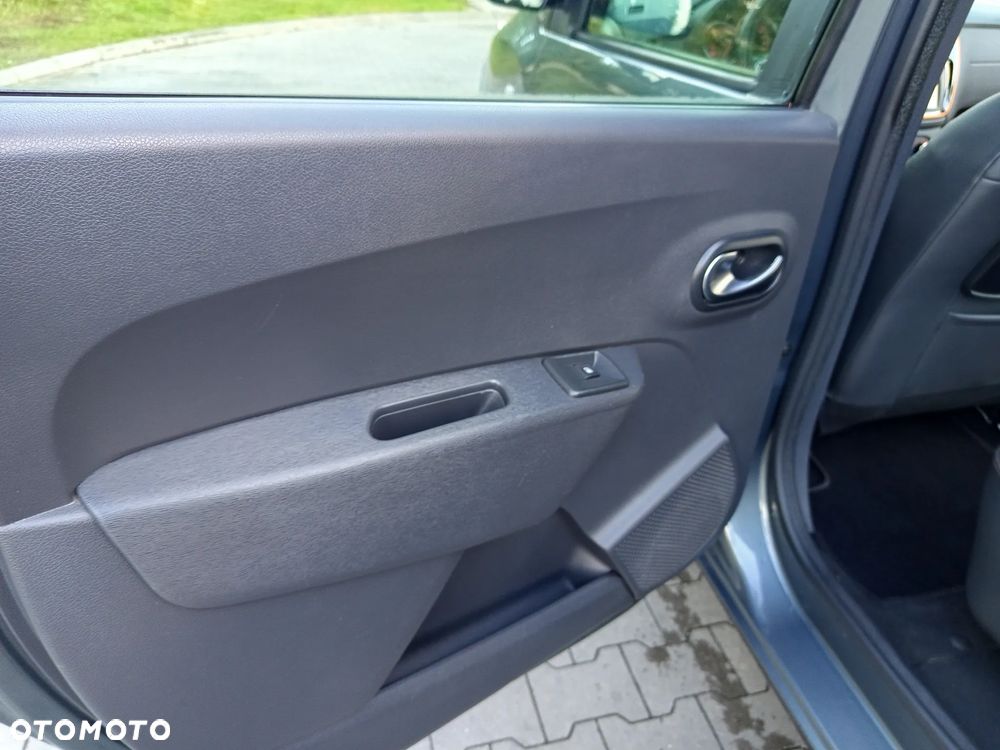 Dacia Lodgy 1.2 TCe Stepway S&S EU6 - 21