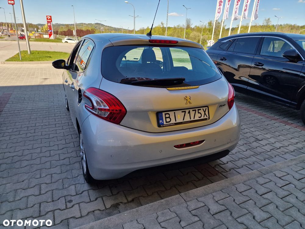 Peugeot 208 HDi 68 Access - 4