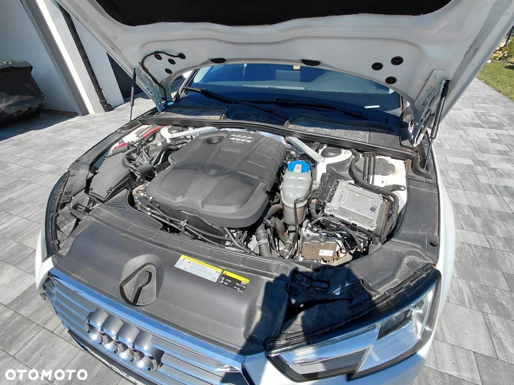 Audi A4 Avant 2.0 TDI - 19