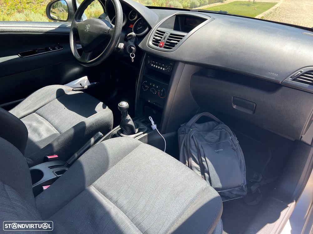 Peugeot 207 1.4 HDi Sport - 11