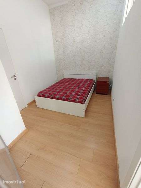 Lisboa, Apartamento T1, para alugar €1.100,00 - Grande imagem: 4/7