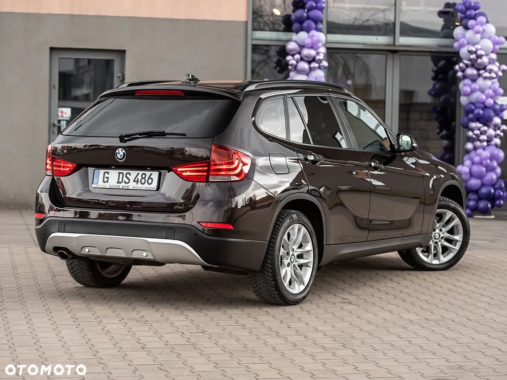 BMW X1 xDrive20d Sport Line - 13