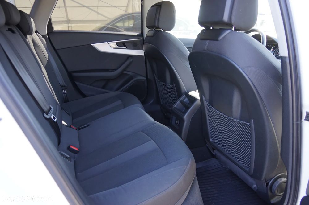 Audi A4 Allroad 2.0 TDI Quattro S tronic - 30