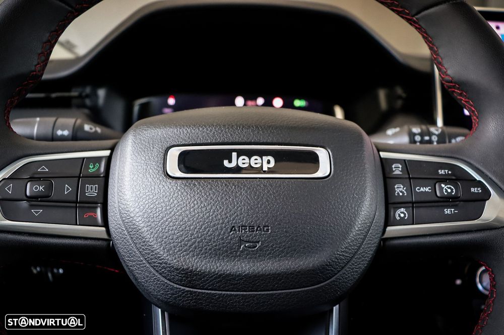 Jeep Compass 1.3 TG Trailhawk - 27
