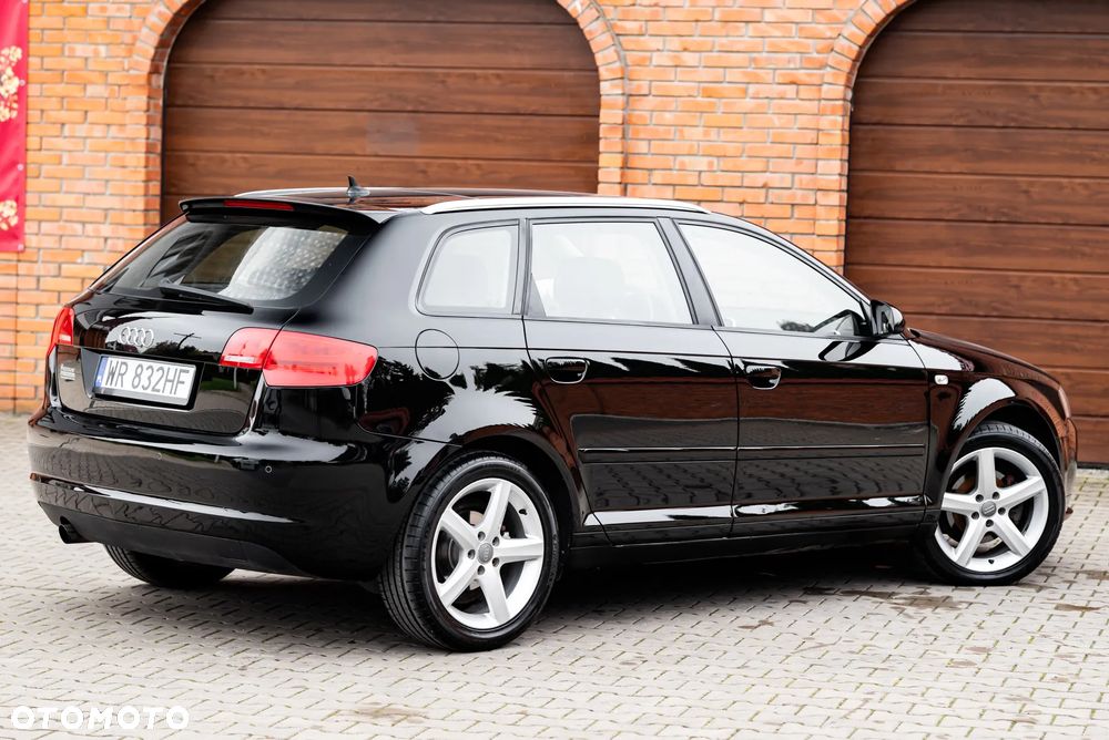 Audi A3 Sportback 2.0 TDI Ambiente - 15