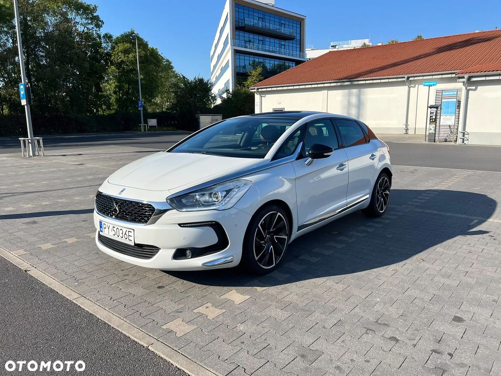 DS Automobiles DS 5