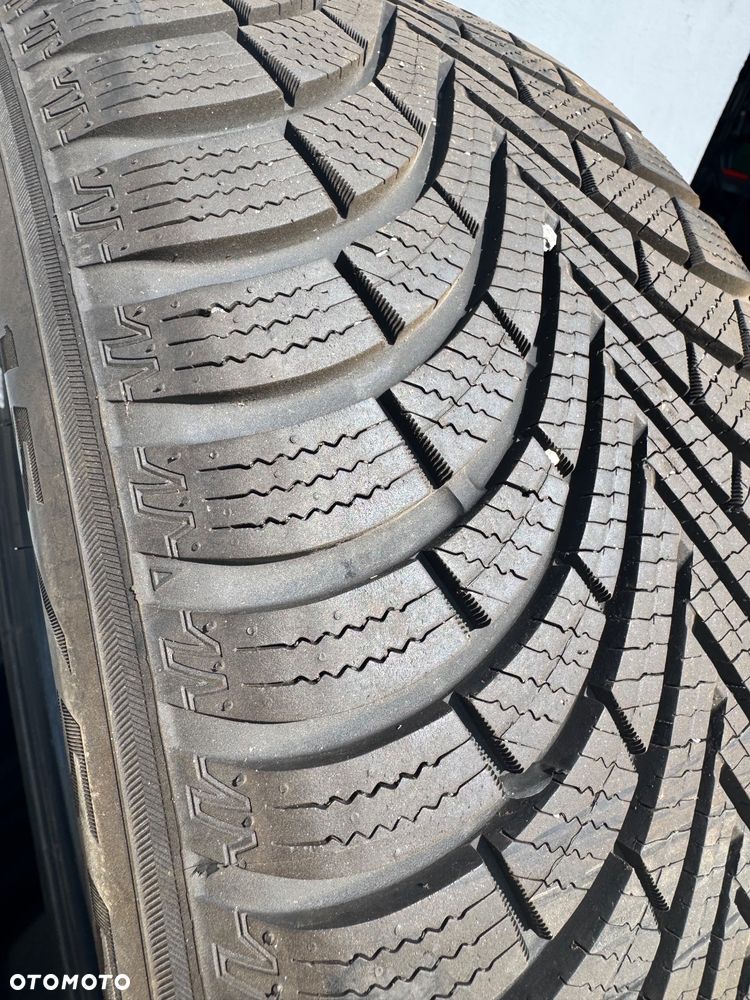 215/55/18 Maxxis PREMITRA SNOW WP6 SUV - 3