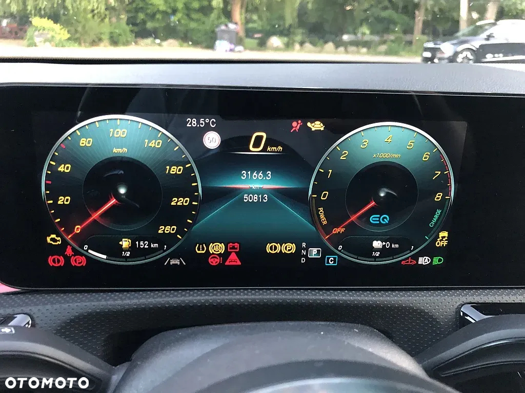 Mercedes-Benz CLA - 21