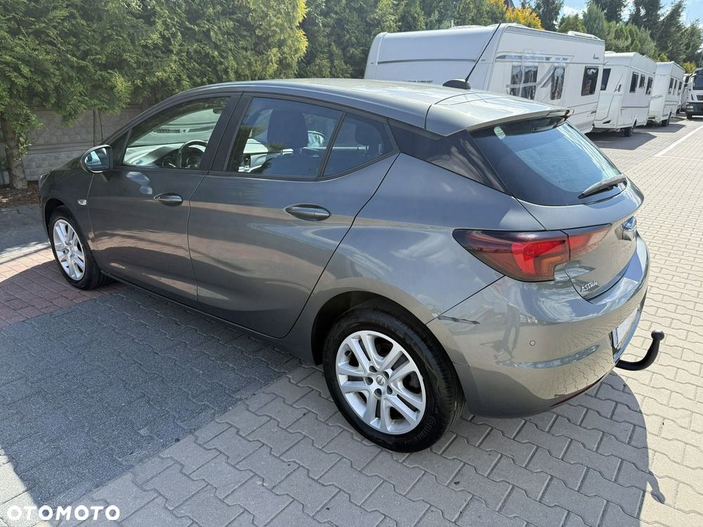 Opel Astra - 4