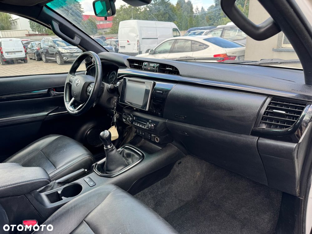 Toyota Hilux - 9