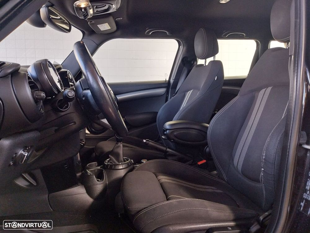 MINI 5 Portas One D - 5