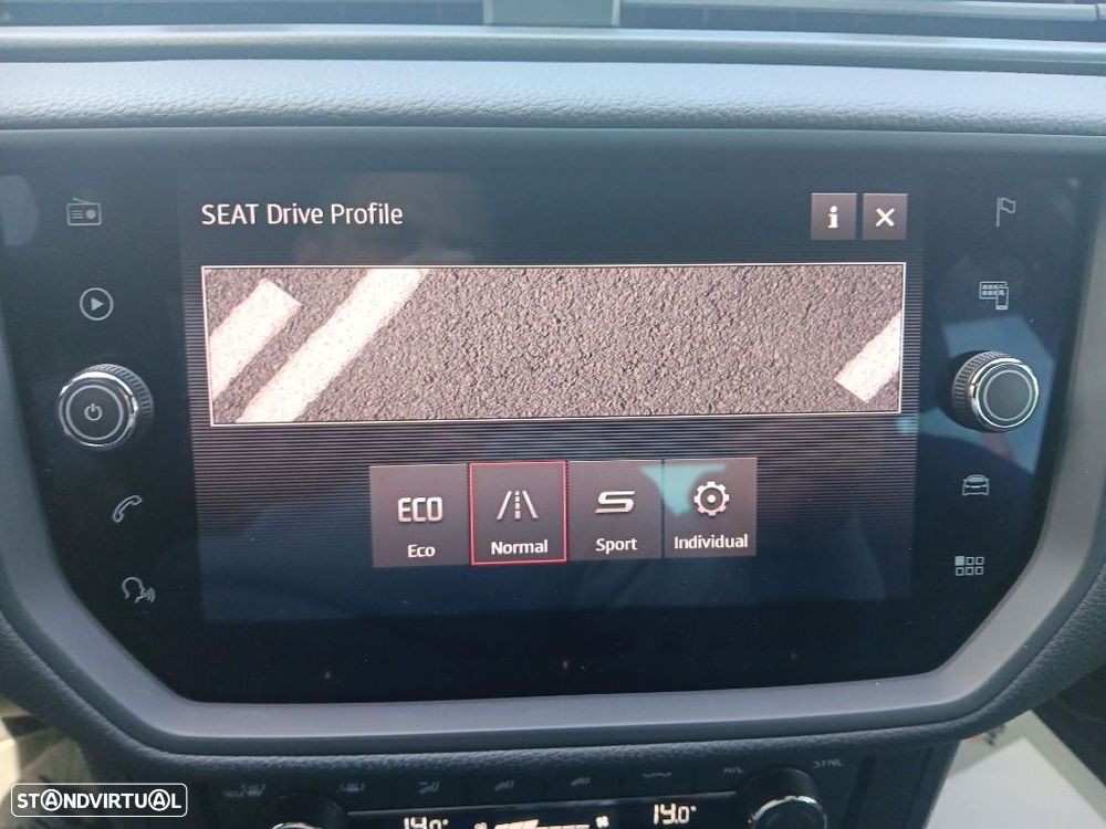 SEAT Arona 1.0 TSI FR - 19