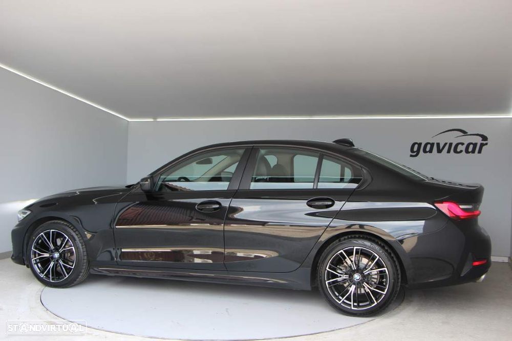 BMW 320 d Auto - 30