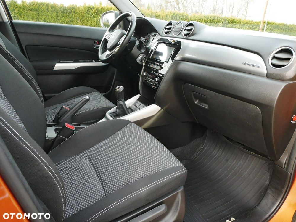 Suzuki Vitara 1.6 (4x4) Allgrip Comfort - 24