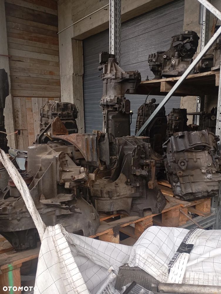 SKRZYNIE BIEGÓW DO RÓŻNYCH SILNIKÓW POCHODZĄCE Z DEMONTAŻU SPRAWDZANE PRZED DEMONTAŻEM - 9