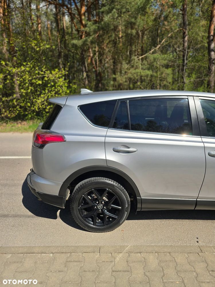 Toyota RAV4 - 15