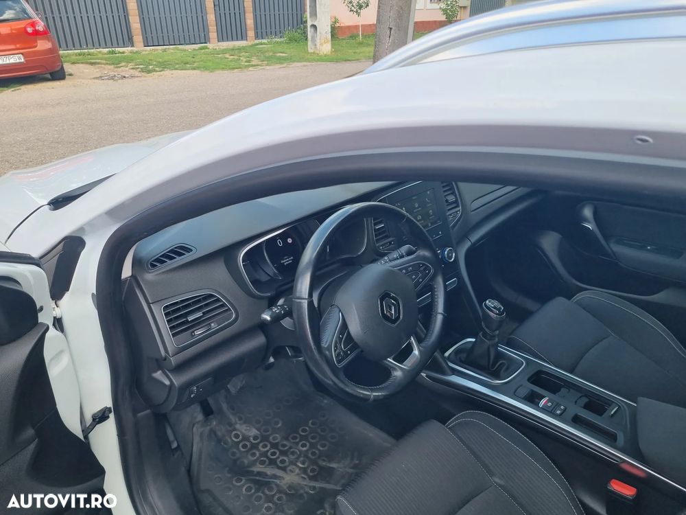 RENAULT Megane 2020 — imagine 12
