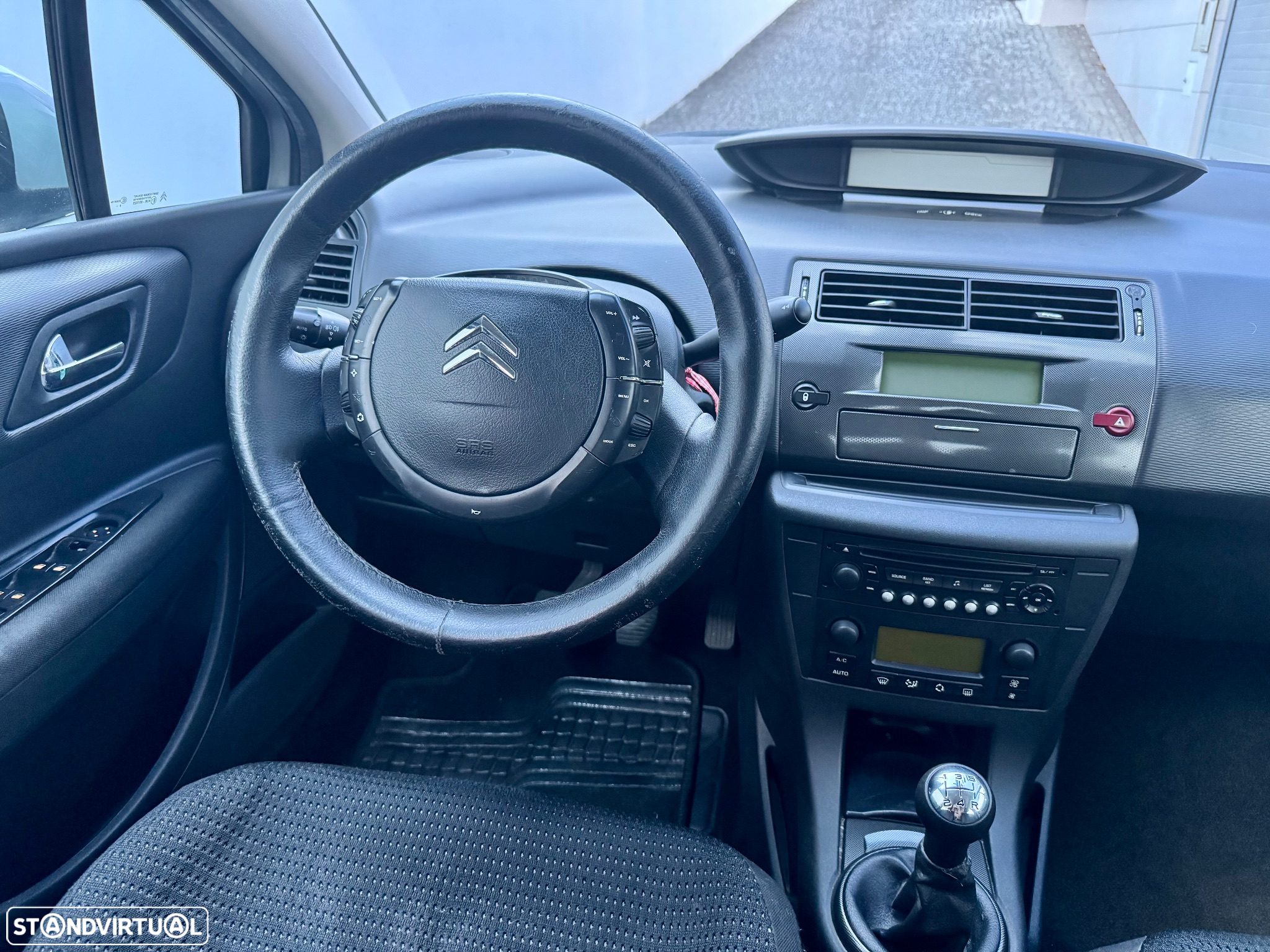 Citroën C4 1.6 HDi SX - 12