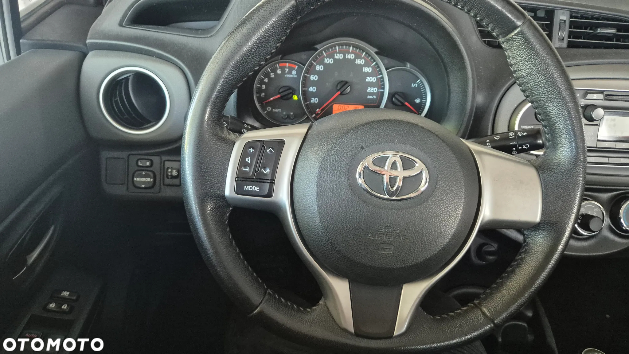 Toyota Yaris 1.0 Active - 9
