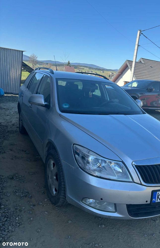 Skoda Octavia 1.6 TDI 4x4 Ambition - 4