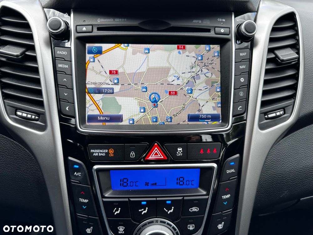 Hyundai i30 1.4 Fifa World Cup Edition - 24