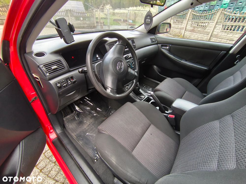 Toyota Corolla - 8