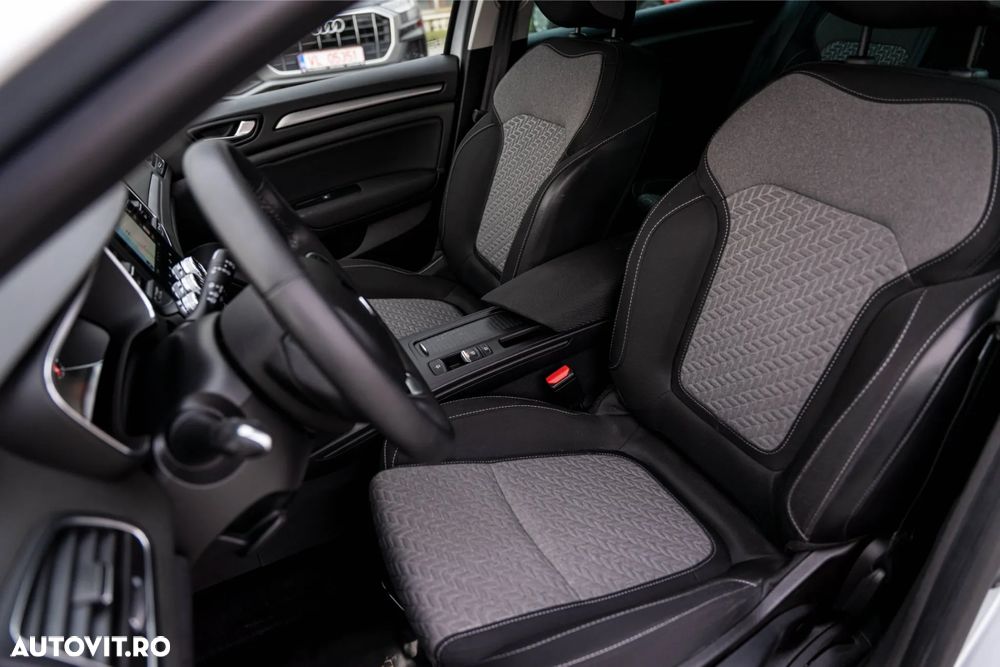 Renault Megane ENERGY TCe 140 EDC LIMITED - 13