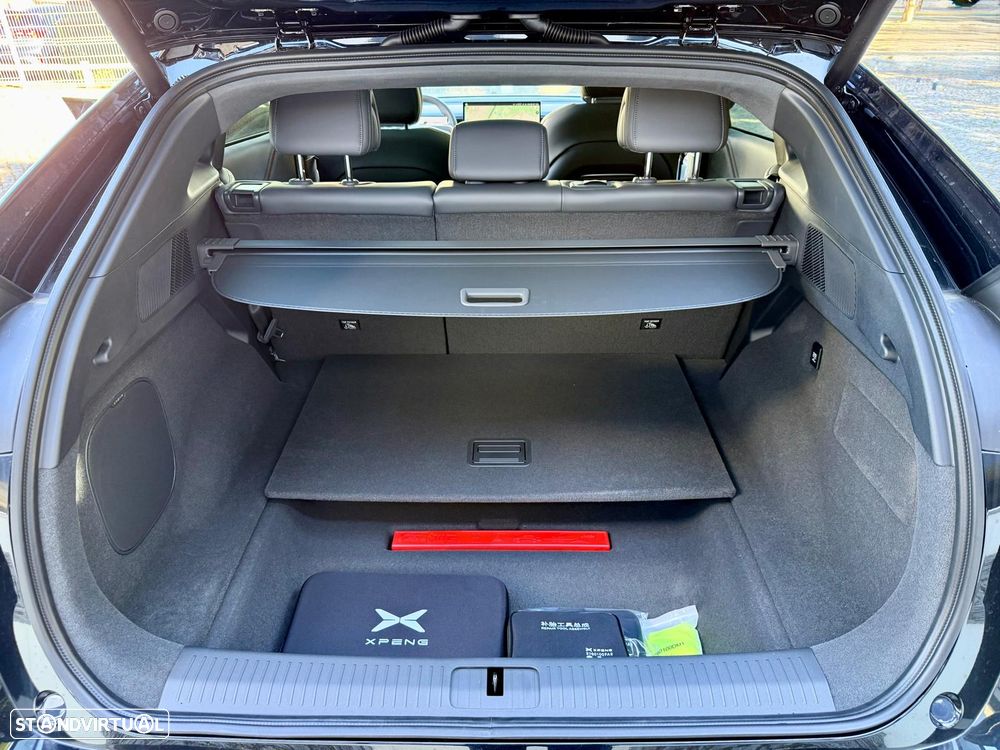 Xpeng G6 80.8 kWh Long Range - 6