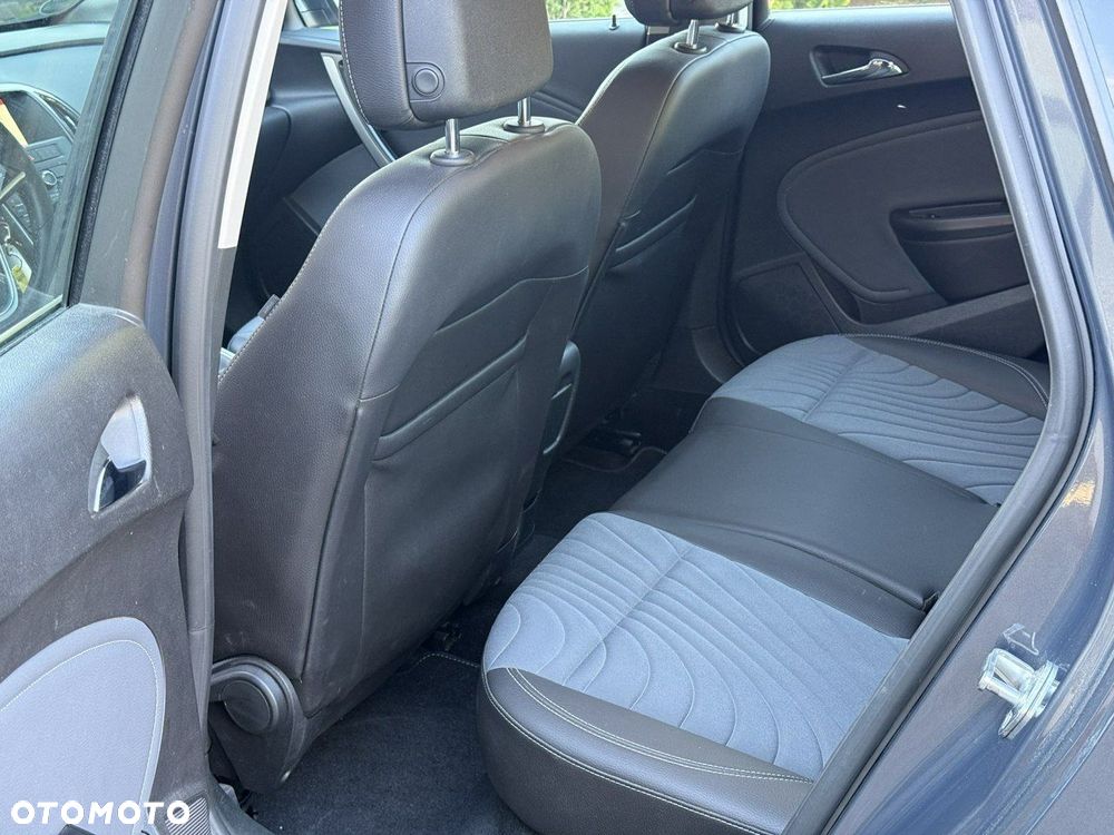 Opel Astra 1.6 ECOTEC DI Turbo ecoFLEX St Exklusiv - 11