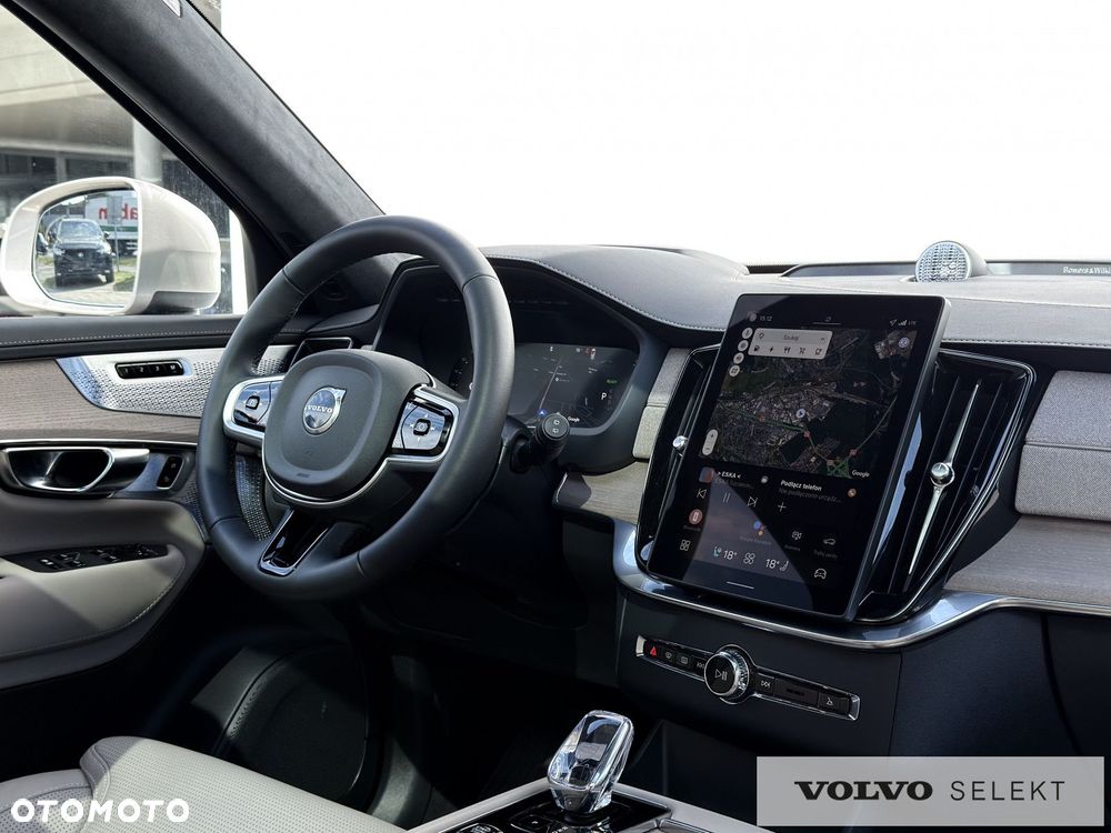 Volvo XC 90 - 21