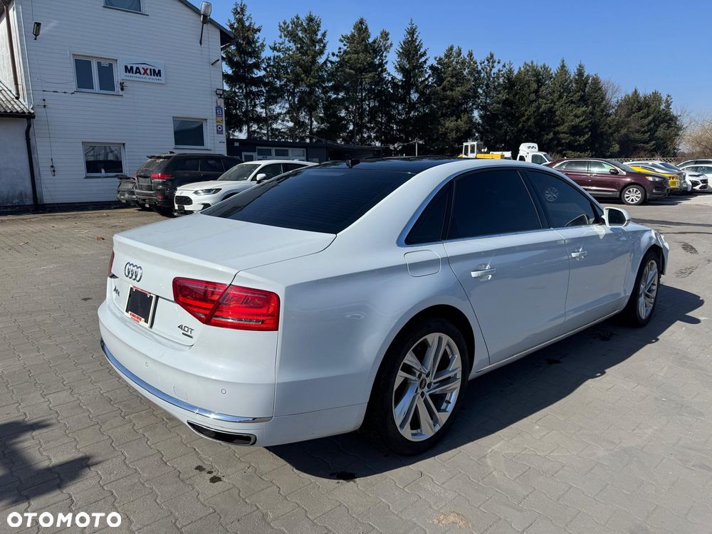 Audi A8 - 5