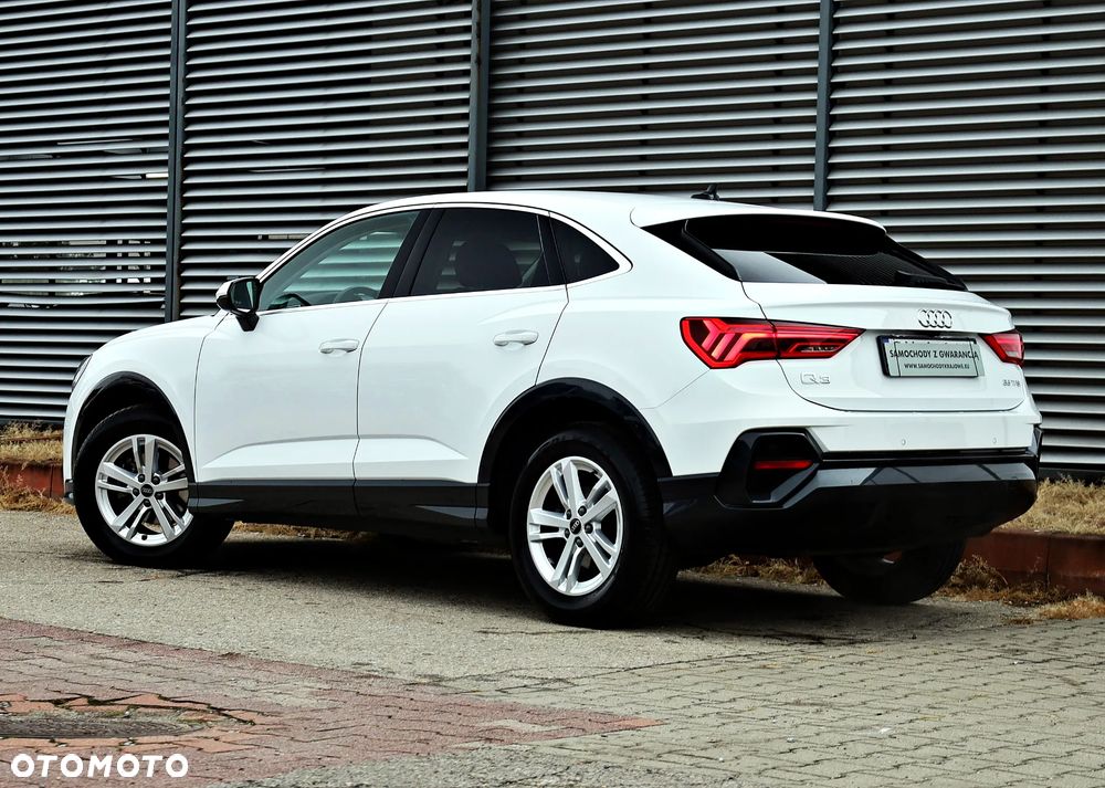 Audi Q3 Sportback - 9