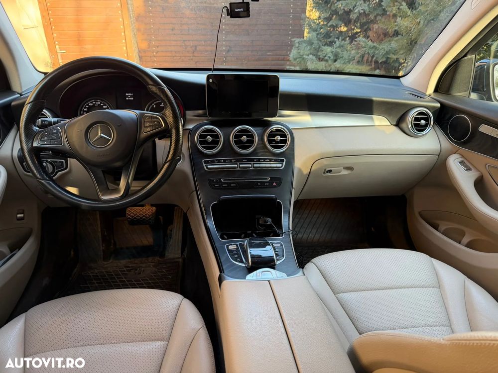 Mercedes-Benz GLC - 1