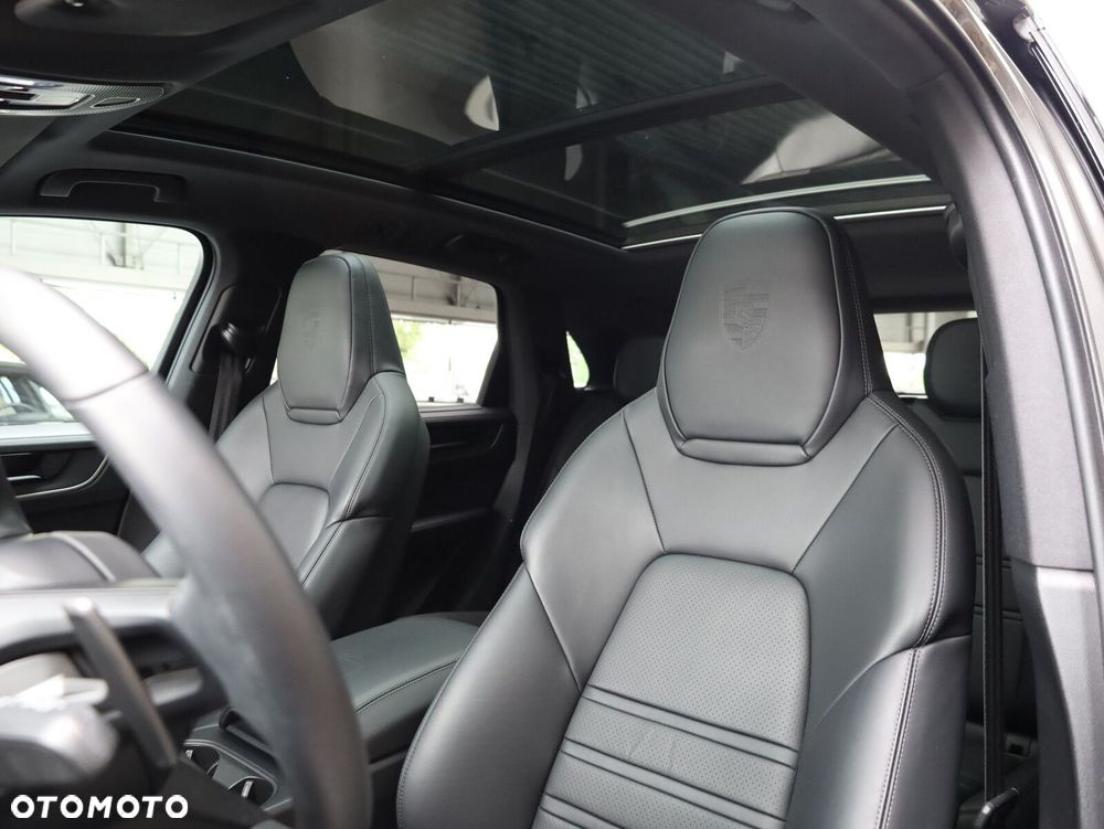 Porsche Cayenne - 20