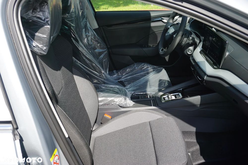 Skoda Octavia 1.5 TSI mHEV Drive Selection DSG - 16