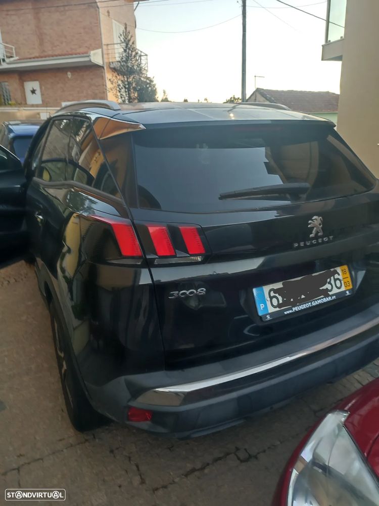 Peugeot 3008 HDi 115 Allure - 3