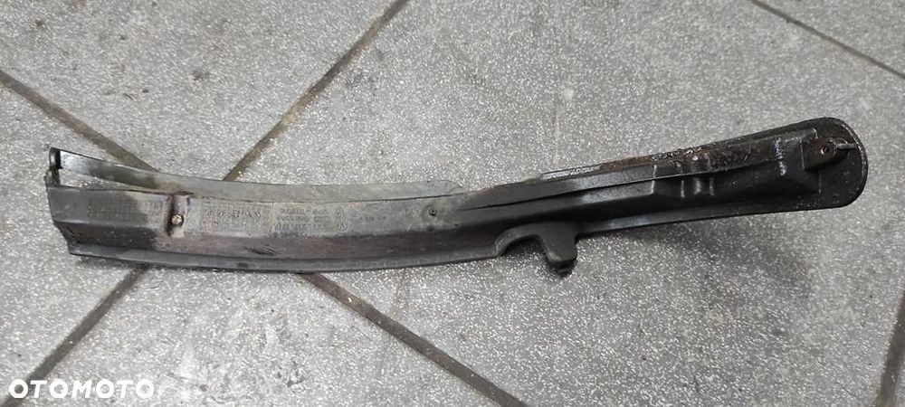ŚLIZG ZDERZAKA PRZÓD PASSAT B6  PRAWY LEWY MOCOWANIE NADKOLA - 2