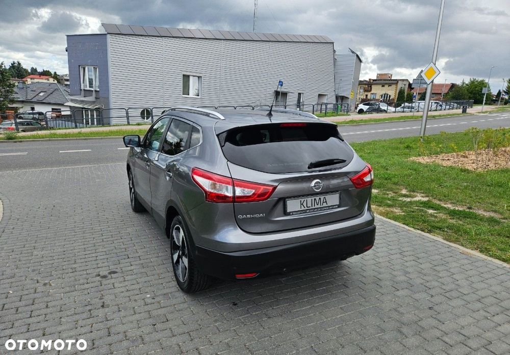 Nissan Qashqai - 4