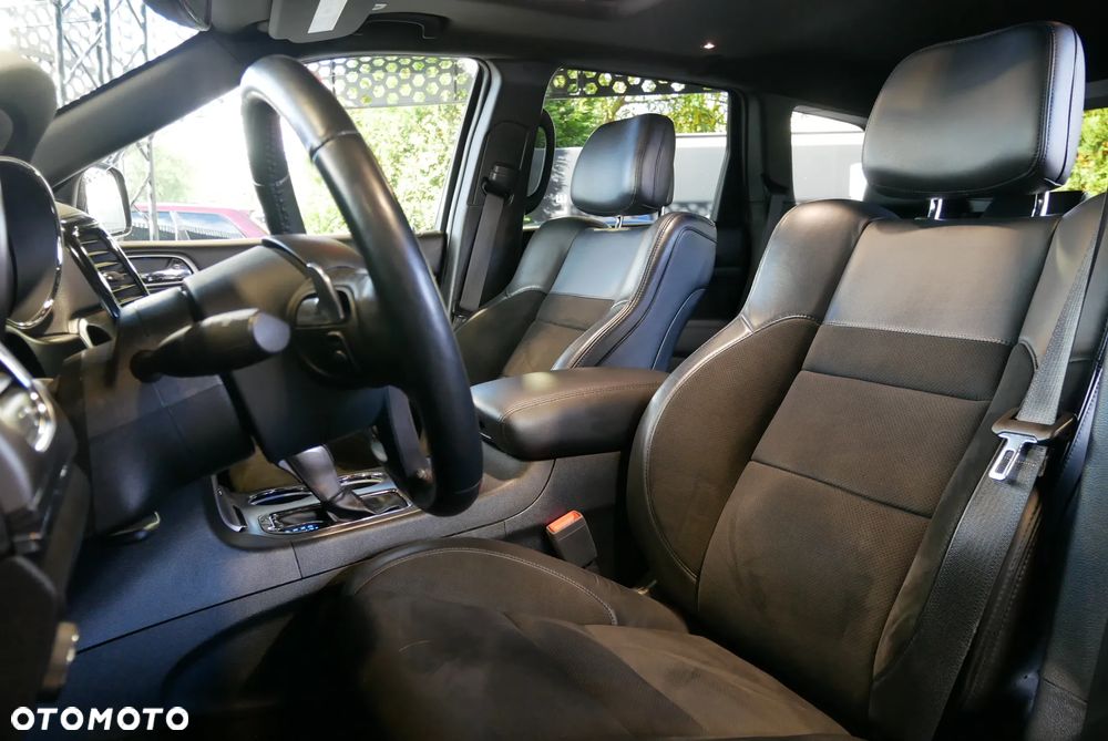 Jeep Grand Cherokee - 11