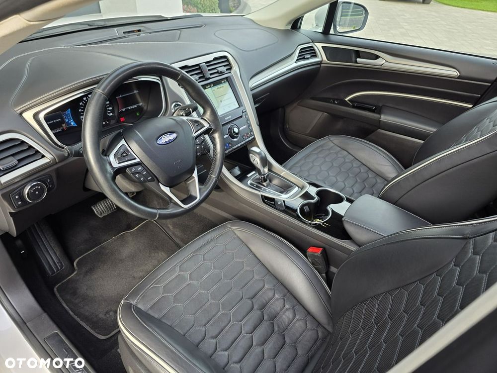 Ford Mondeo 2.0 Hybrid Vignale - 15