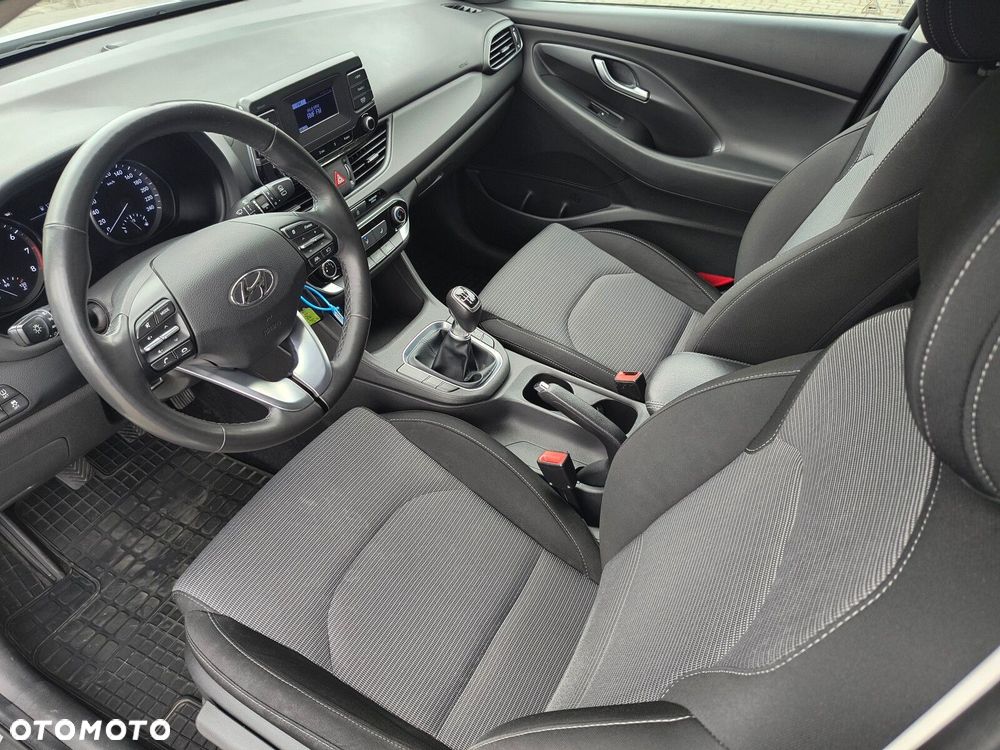 Hyundai i30 - 11